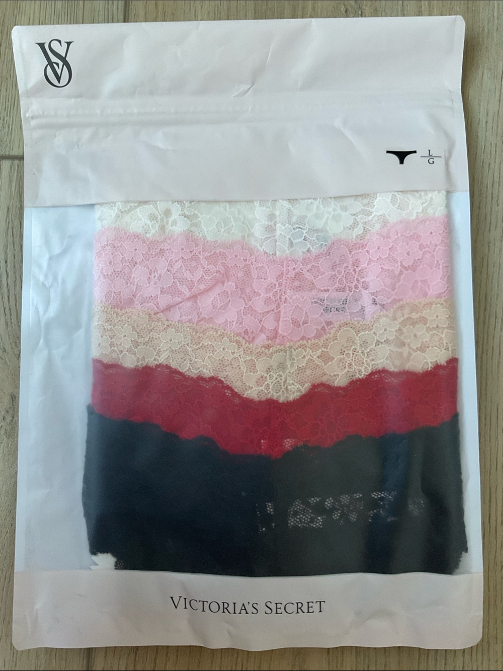 NWT Victoria’s Secret Lace Thong Panty 5 Pack Size L Romantic Coquette Girl